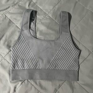FABLETICS BRA🟣🟣